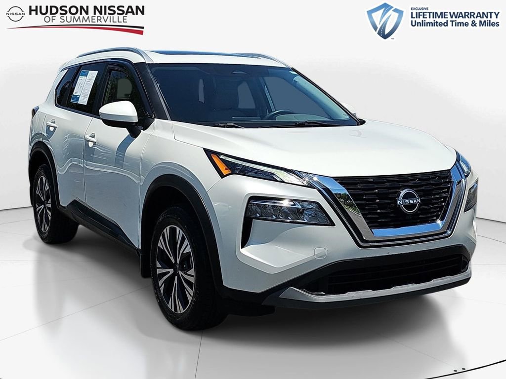 Used 2023 Nissan Rogue SV w/ SV Premium B Package FWD image 1