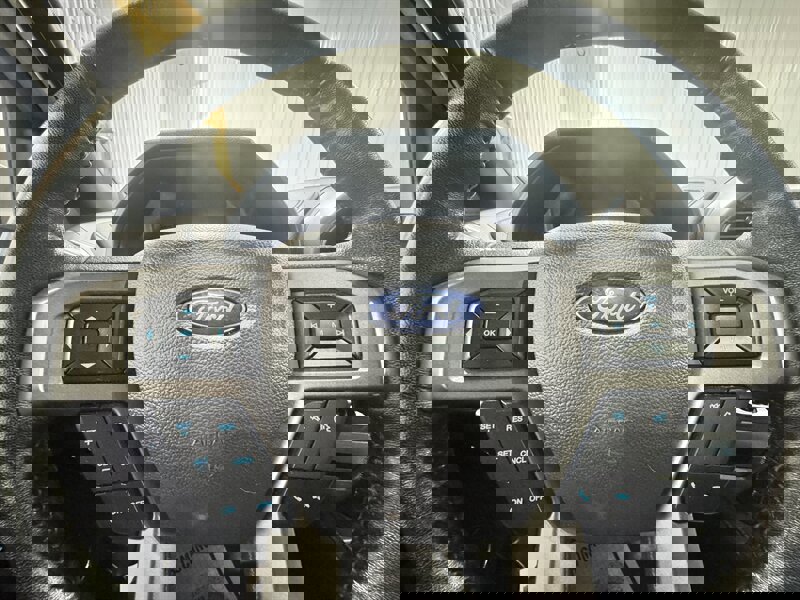 Used 2018 Ford Expedition XLT w/ Equipment Group 202A AWD/4WD image 17