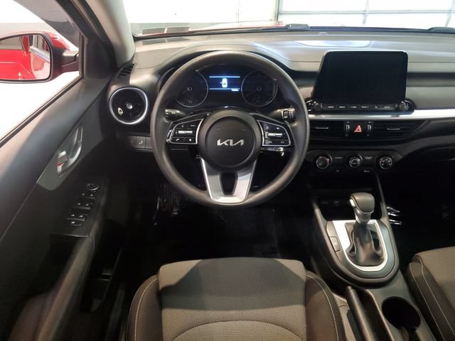 Used 2023 Kia Forte LXS w/ LXS Technology Package FWD image 15