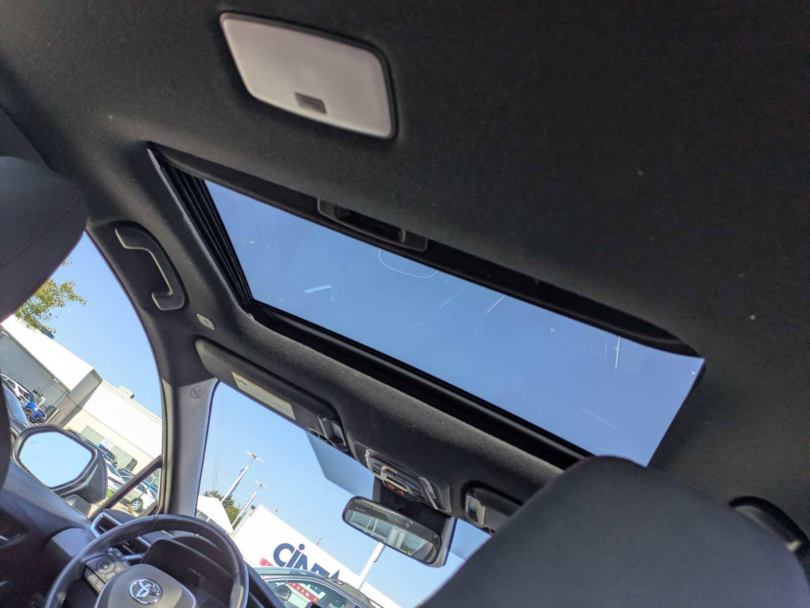 Used 2023 Toyota Corolla SE image 20