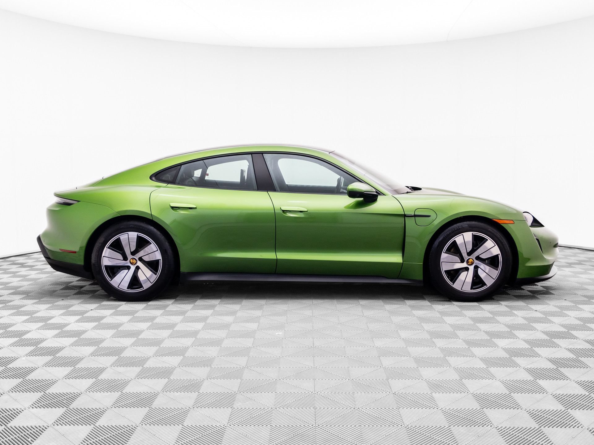 Certified 2023 Porsche Taycan RWD image 7