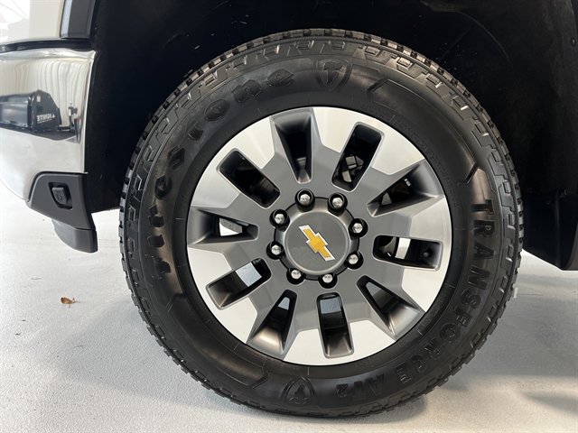 Used 2024 Chevrolet Silverado 3500 LT image 55
