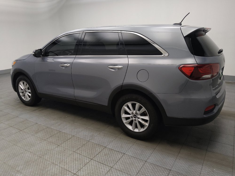Used 2020 Kia Sorento L FWD image 3