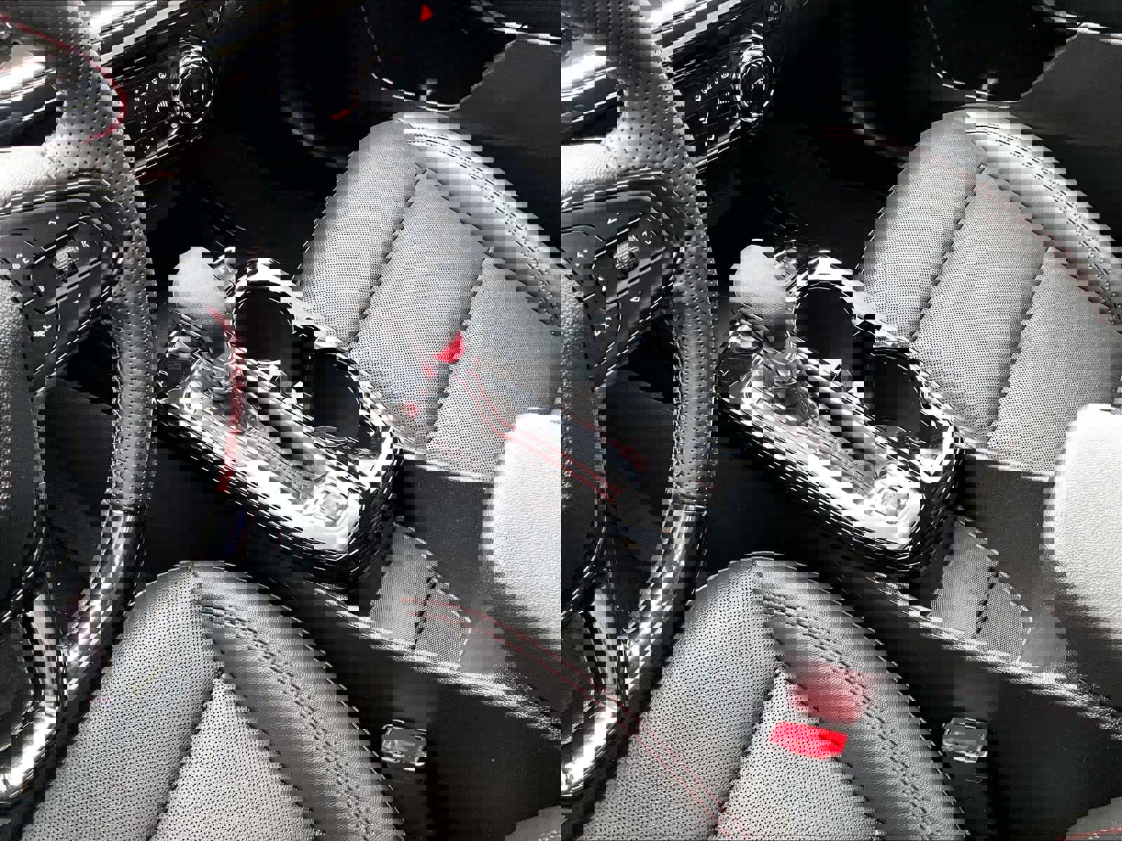 Used 2024 Chevrolet Trax RS w/ Sunroof Package image 21