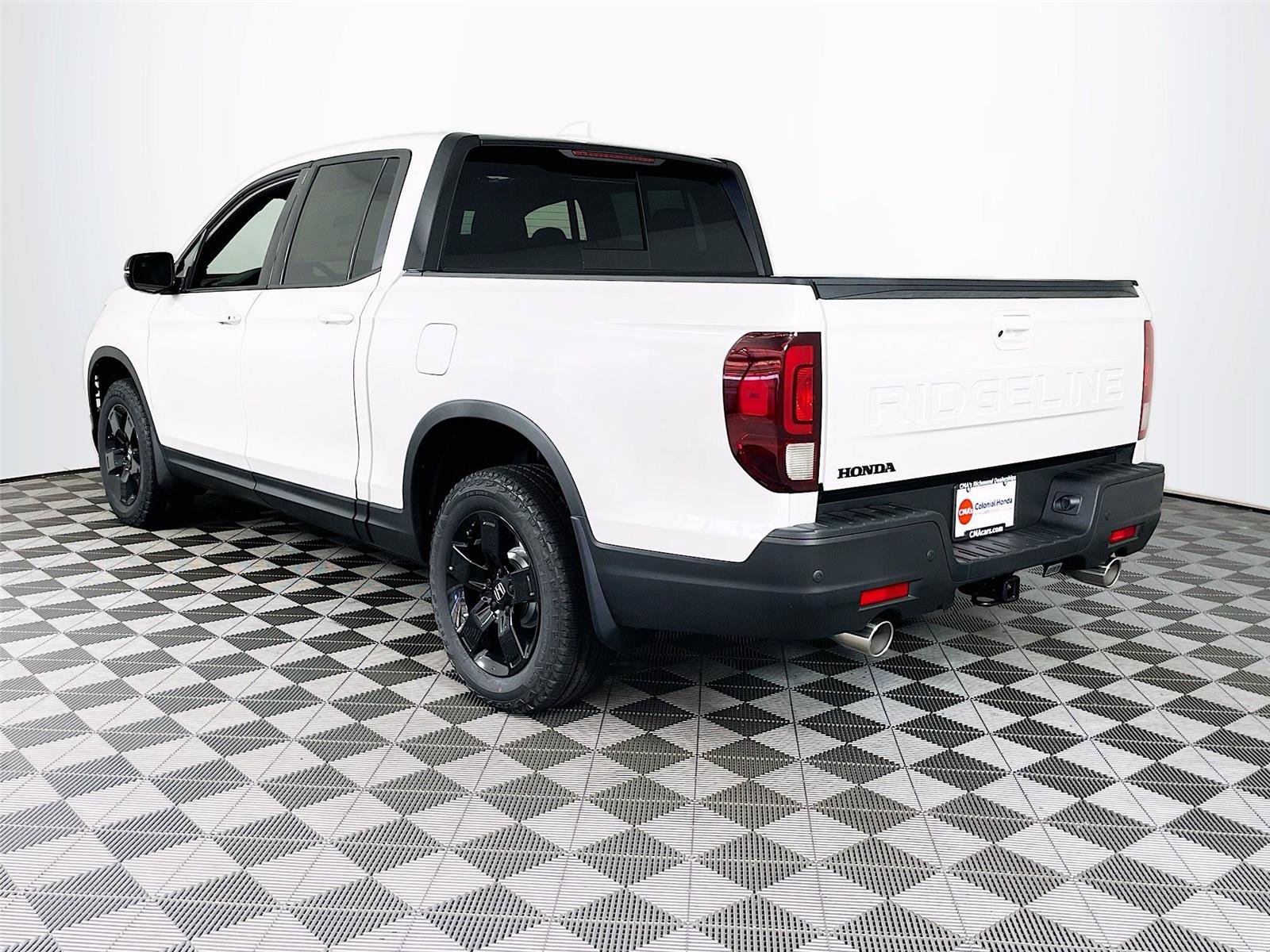 New 2026 Honda Ridgeline Black Edition image 4