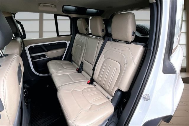 Used 2020 Land Rover Defender 110 HSE AWD/4WD image 24