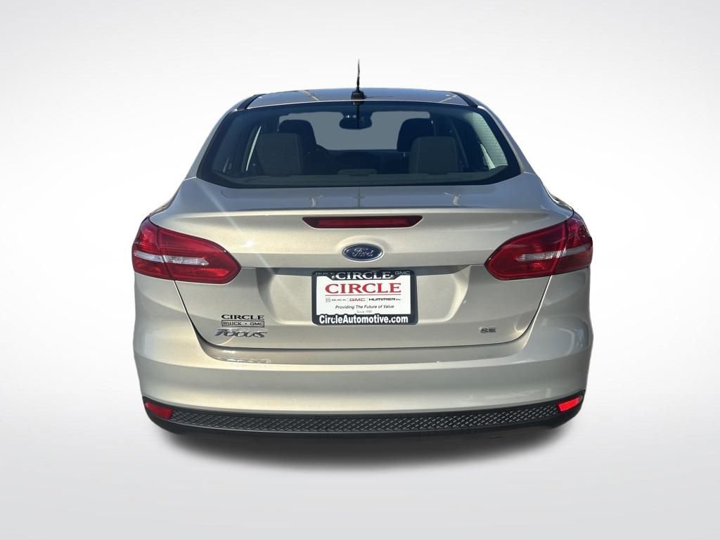 Used 2016 Ford Focus SE image 6