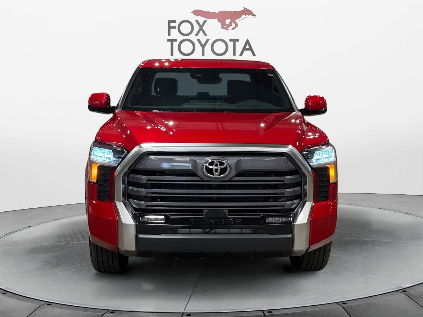 Used 2026 Toyota Tundra Limited AWD/4WD image 9