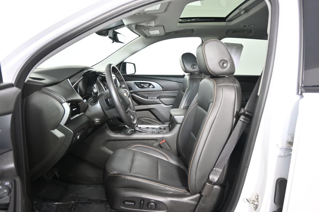 Used 2019 Chevrolet Traverse Premier w/ Redline Edition AWD/4WD image 22