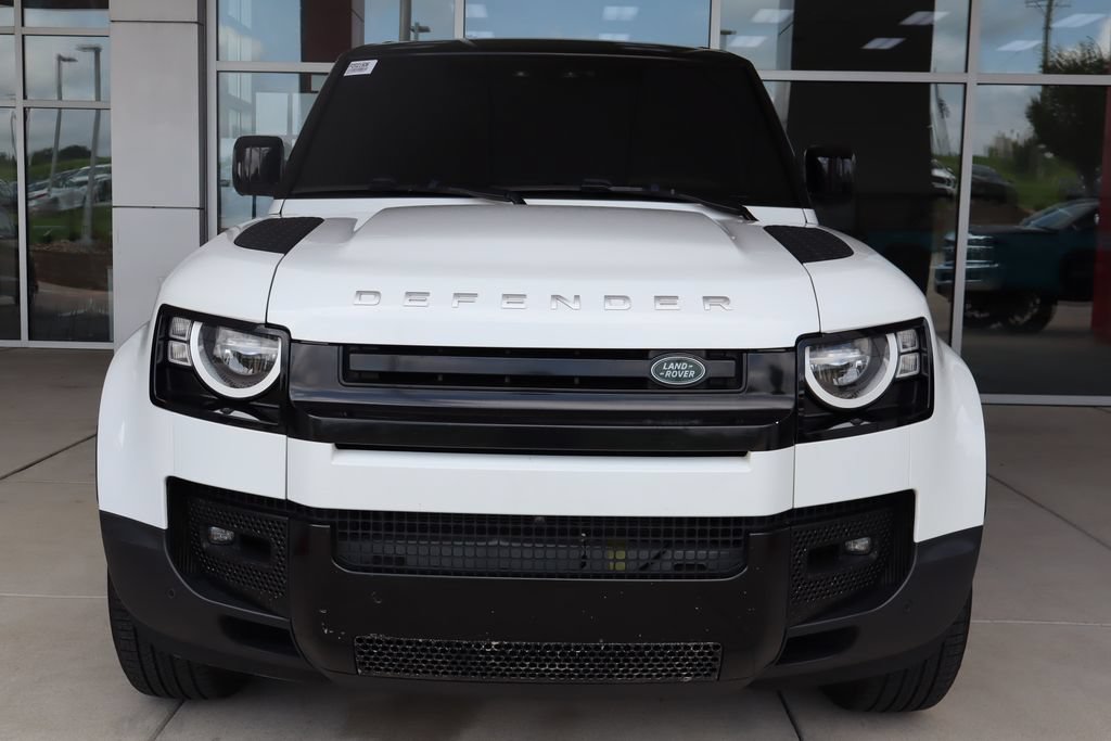 Used 2020 Land Rover Defender 110 S AWD/4WD image 2