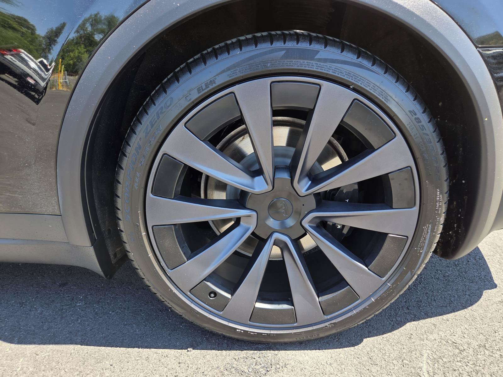 Used 2025 Tesla Model X AWD/4WD image 9