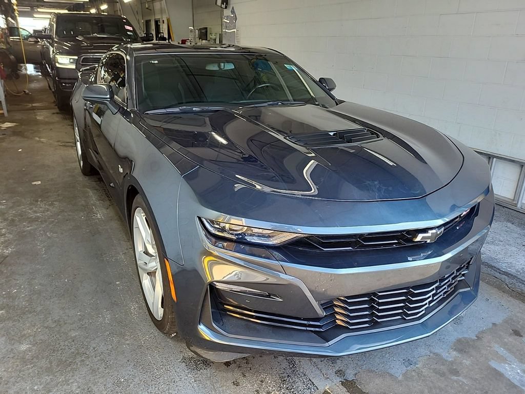 Used 2021 Chevrolet Camaro SS RWD image 3