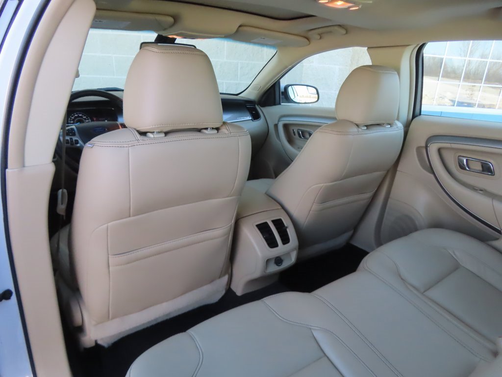 Used 2013 Ford Taurus SEL image 27