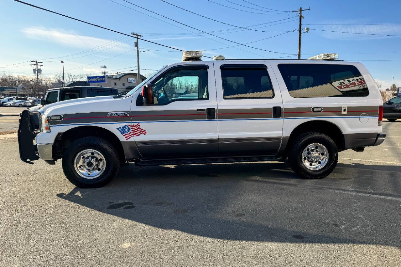 Used 2005 Ford Excursion XLT image 7