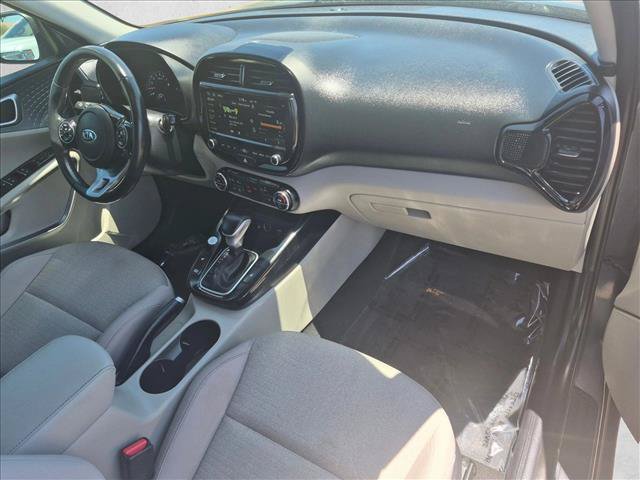 Used 2020 Kia Soul EX FWD image 28