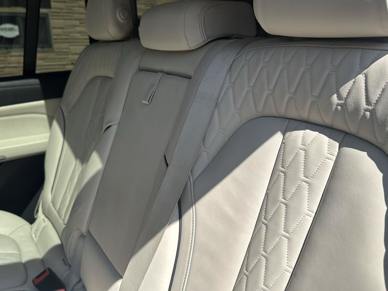Used 2021 BMW X7 xDrive40i w/ Luxury Seating Package AWD/4WD image 35
