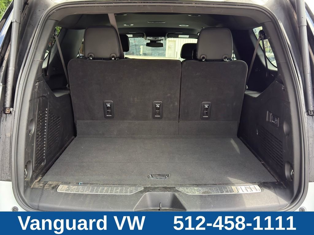 Used 2025 GMC Yukon XL Denali AWD/4WD image 7