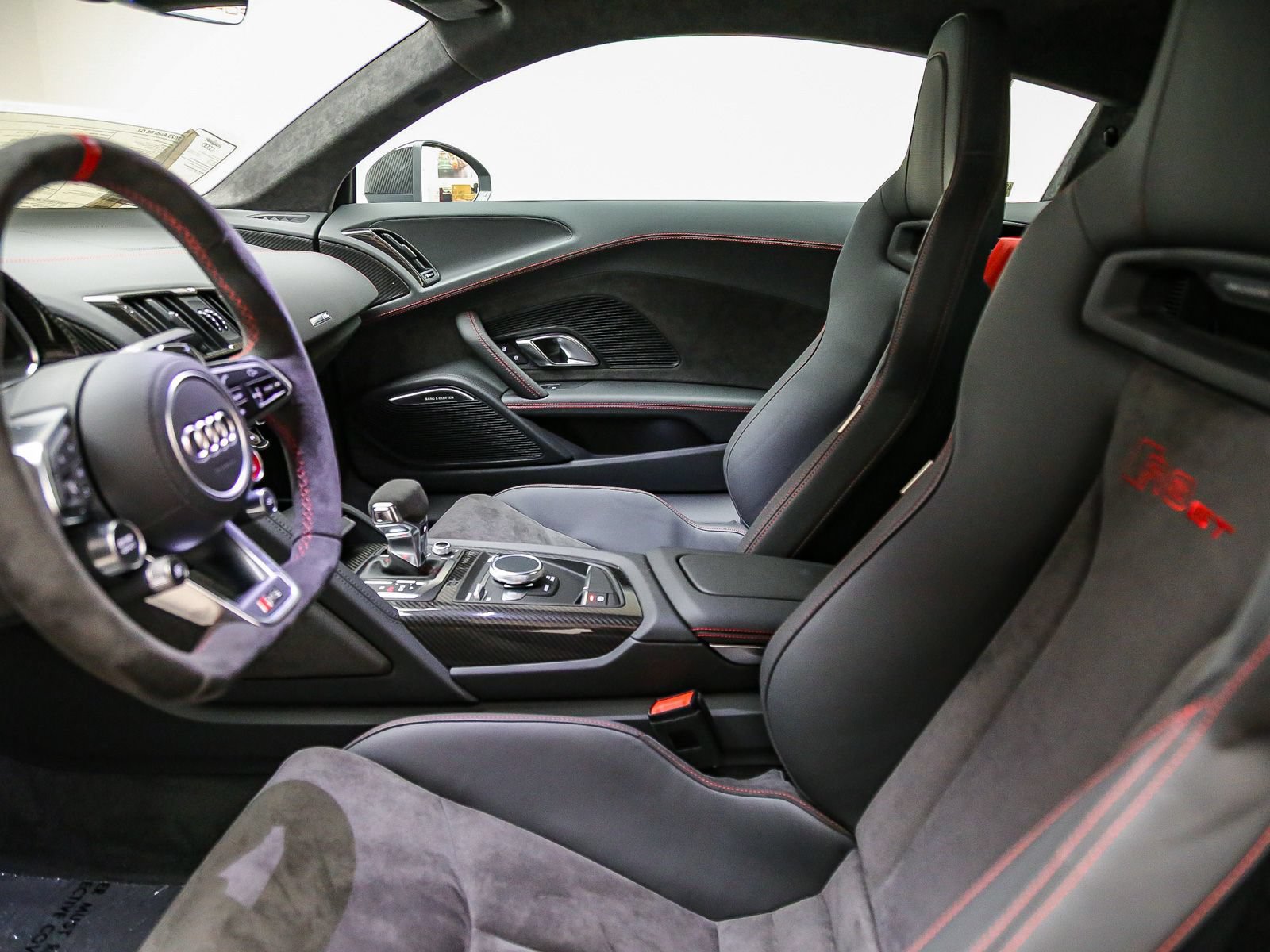 Used 2023 Audi R8 V10 GT RWD image 51
