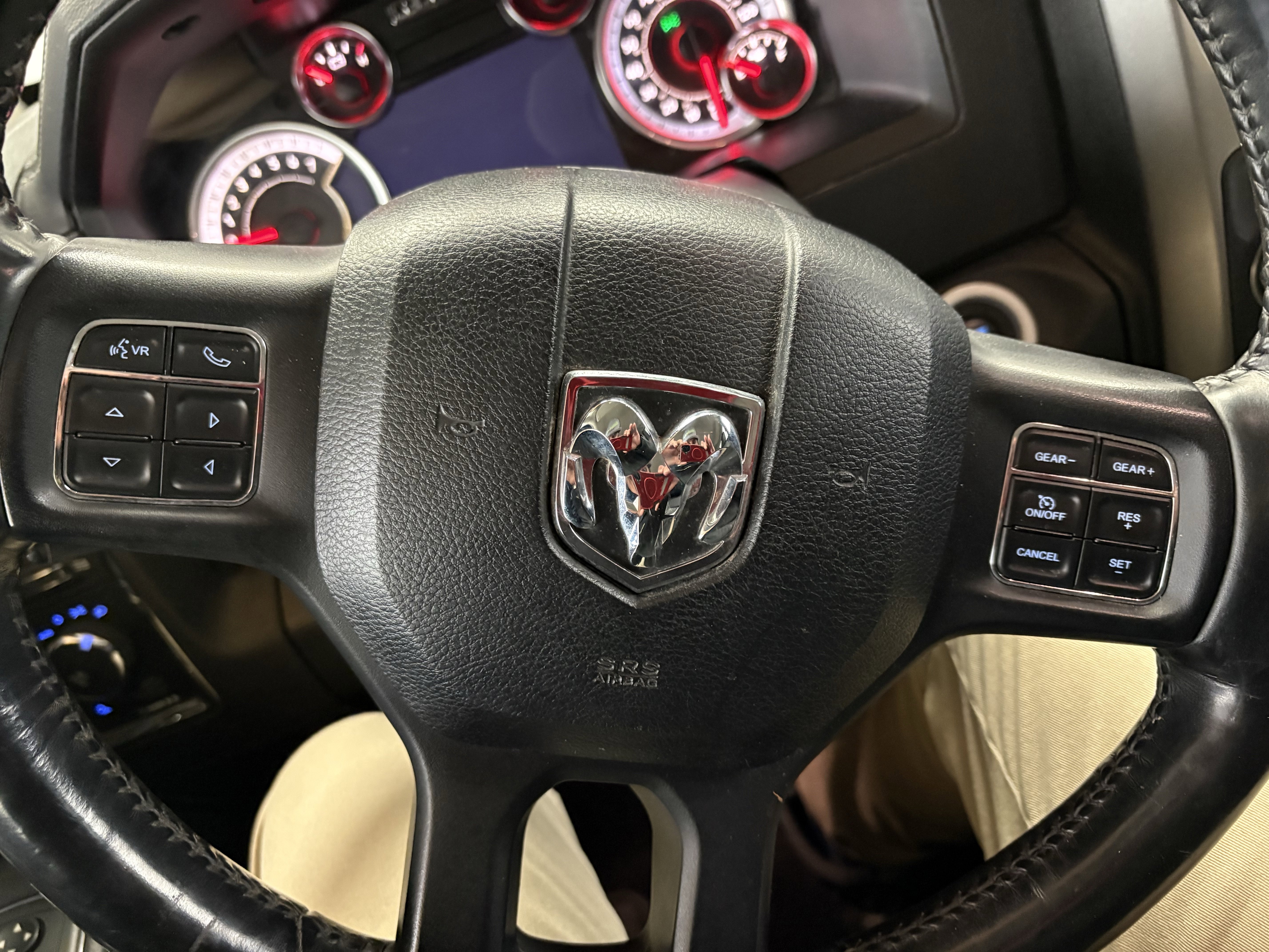 Used 2018 RAM 1500 Sport w/ Comfort Group image 28