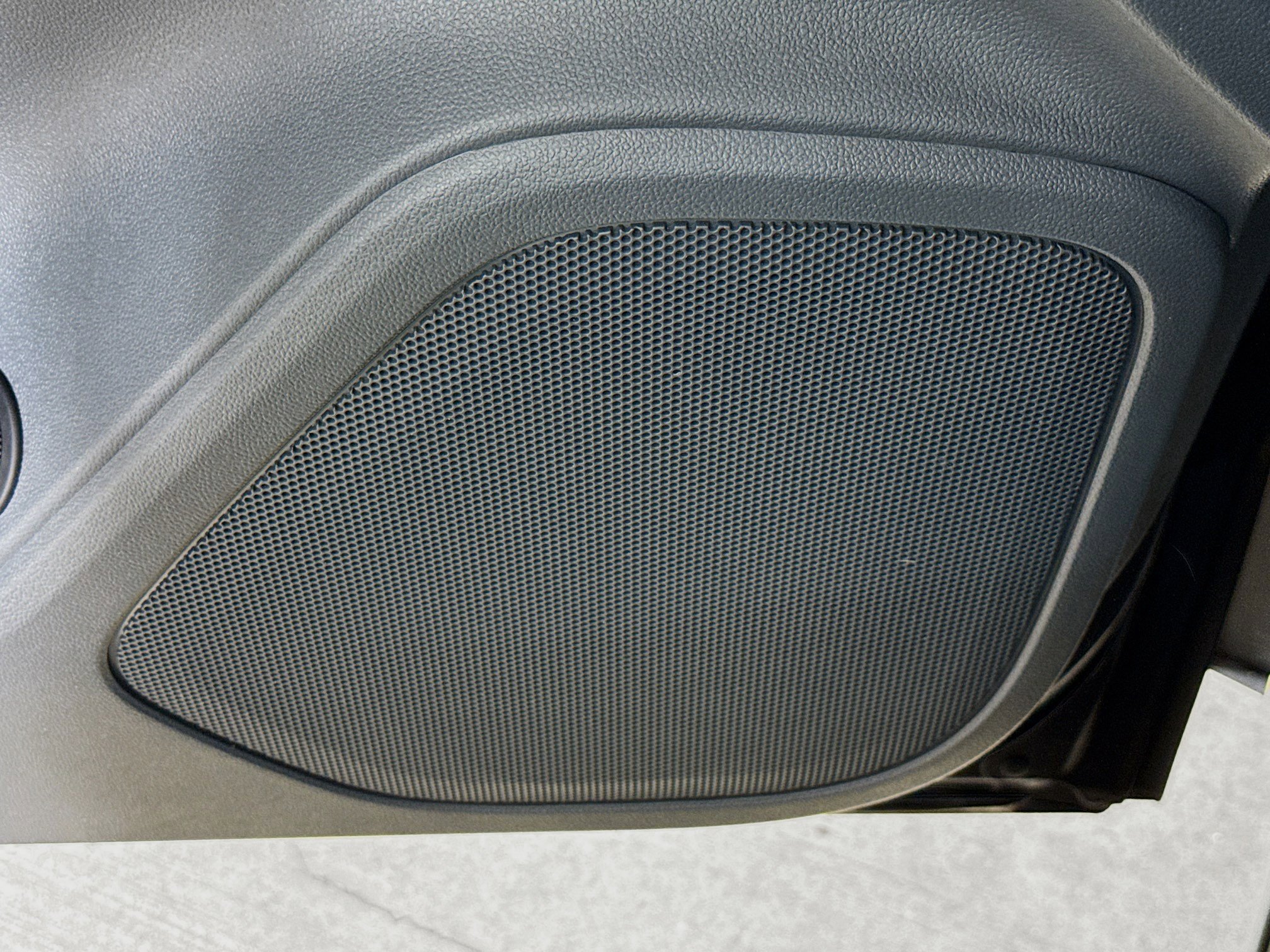 Used 2022 Chevrolet Blazer LT image 21