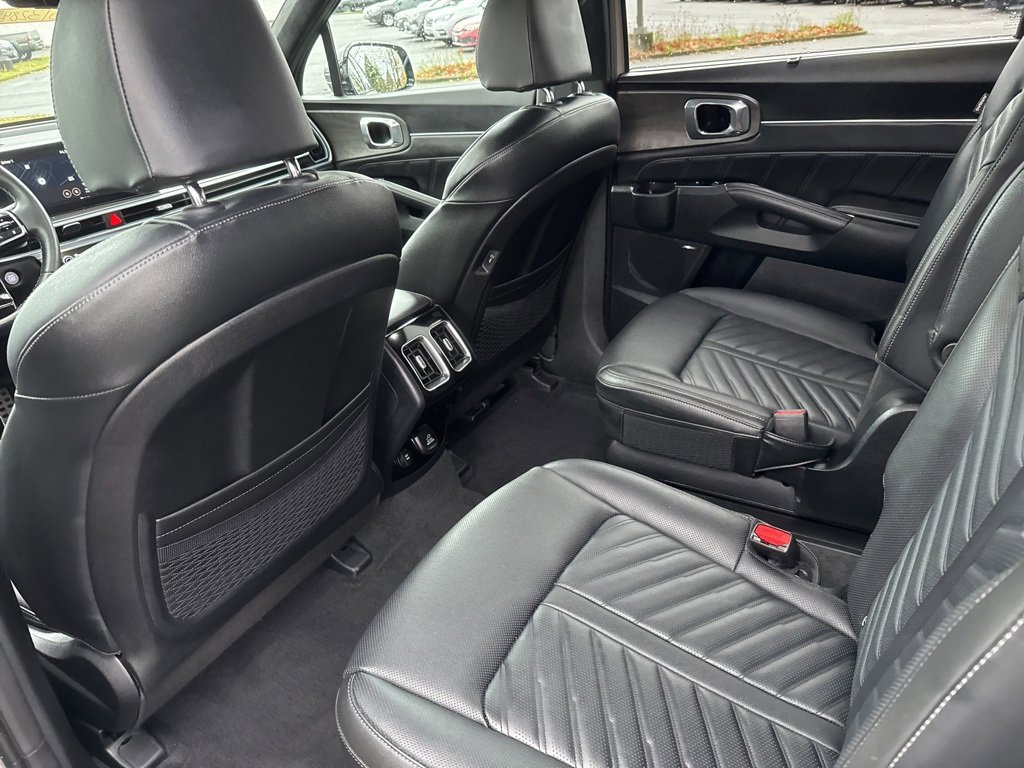 Used 2024 Kia Sorento SX Prestige image 20