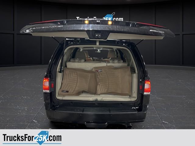 Used 2015 Lincoln Navigator 4WD image 15