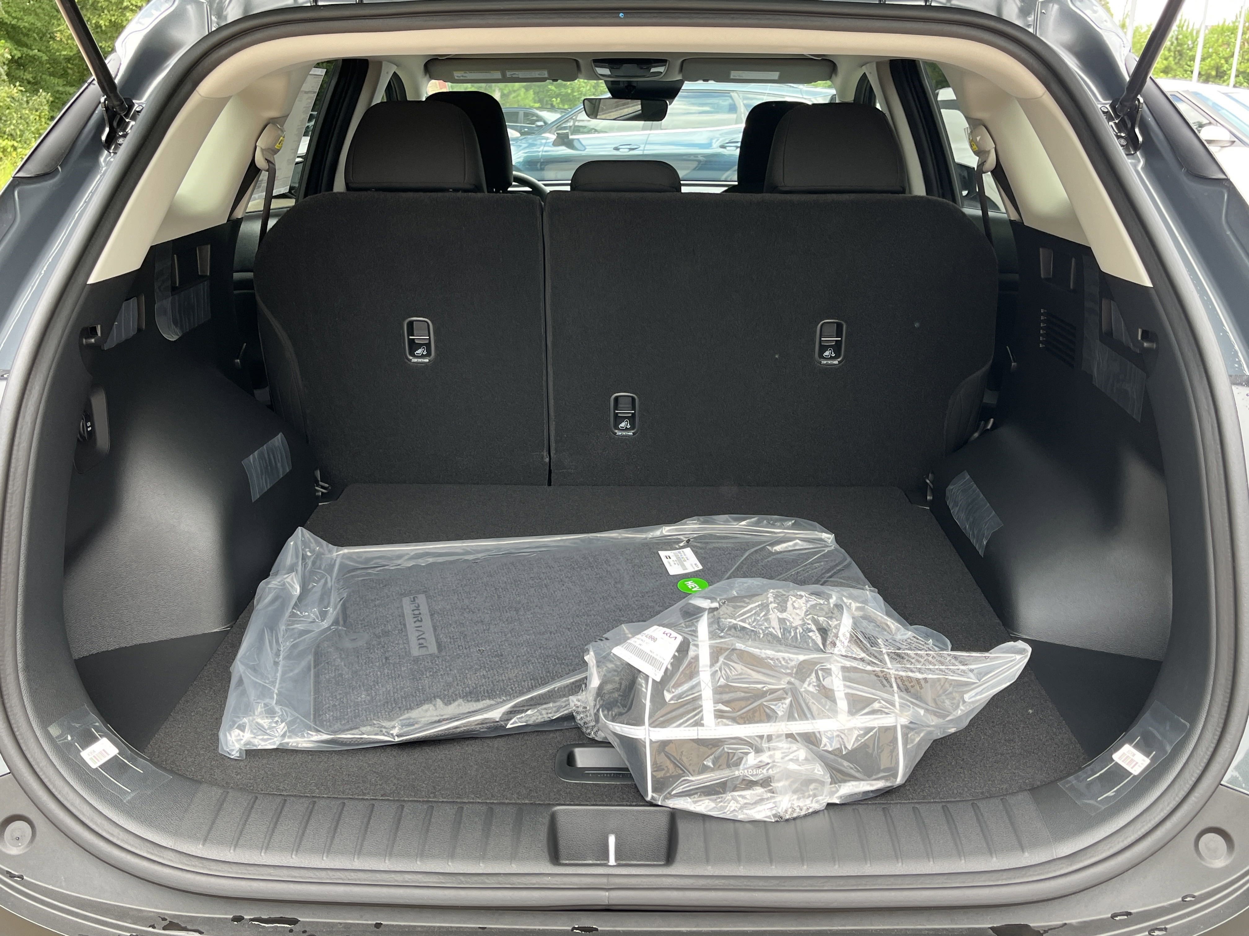 New 2025 Kia Sportage LX image 23