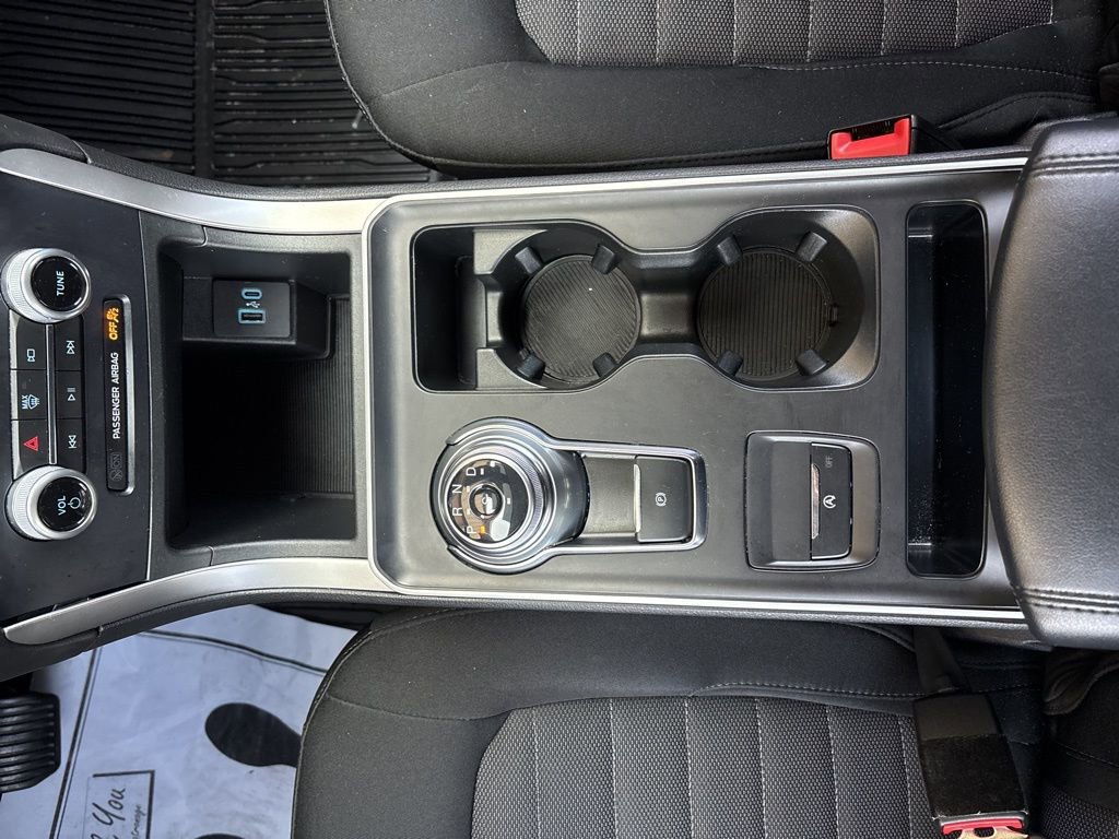 Used 2022 Ford Edge SE w/ Black Appearance Package image 30