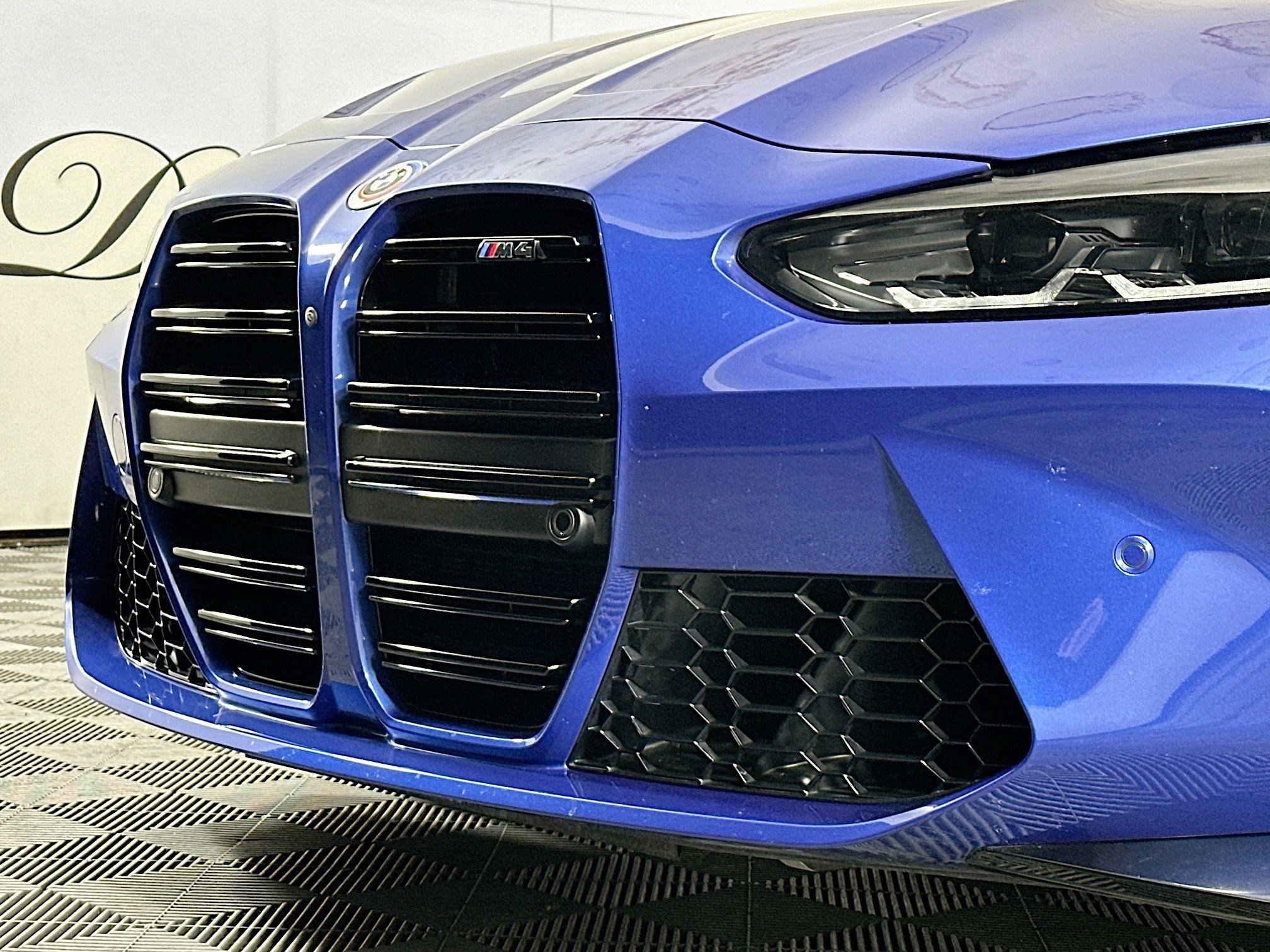 Used 2023 BMW M4 Coupe w/ Executive Package image 31