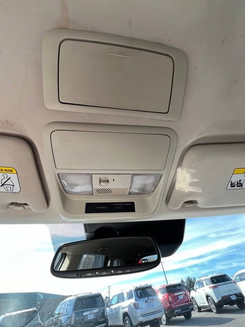 Used 2020 Mitsubishi Outlander SE image 44