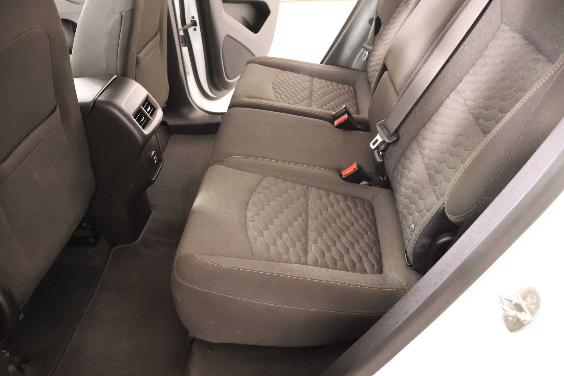 Used 2021 Chevrolet Equinox LT FWD image 11