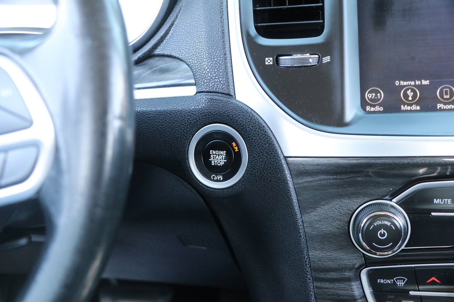 Used 2019 Chrysler 300 Touring w/ Sport Appearance Package RWD image 24