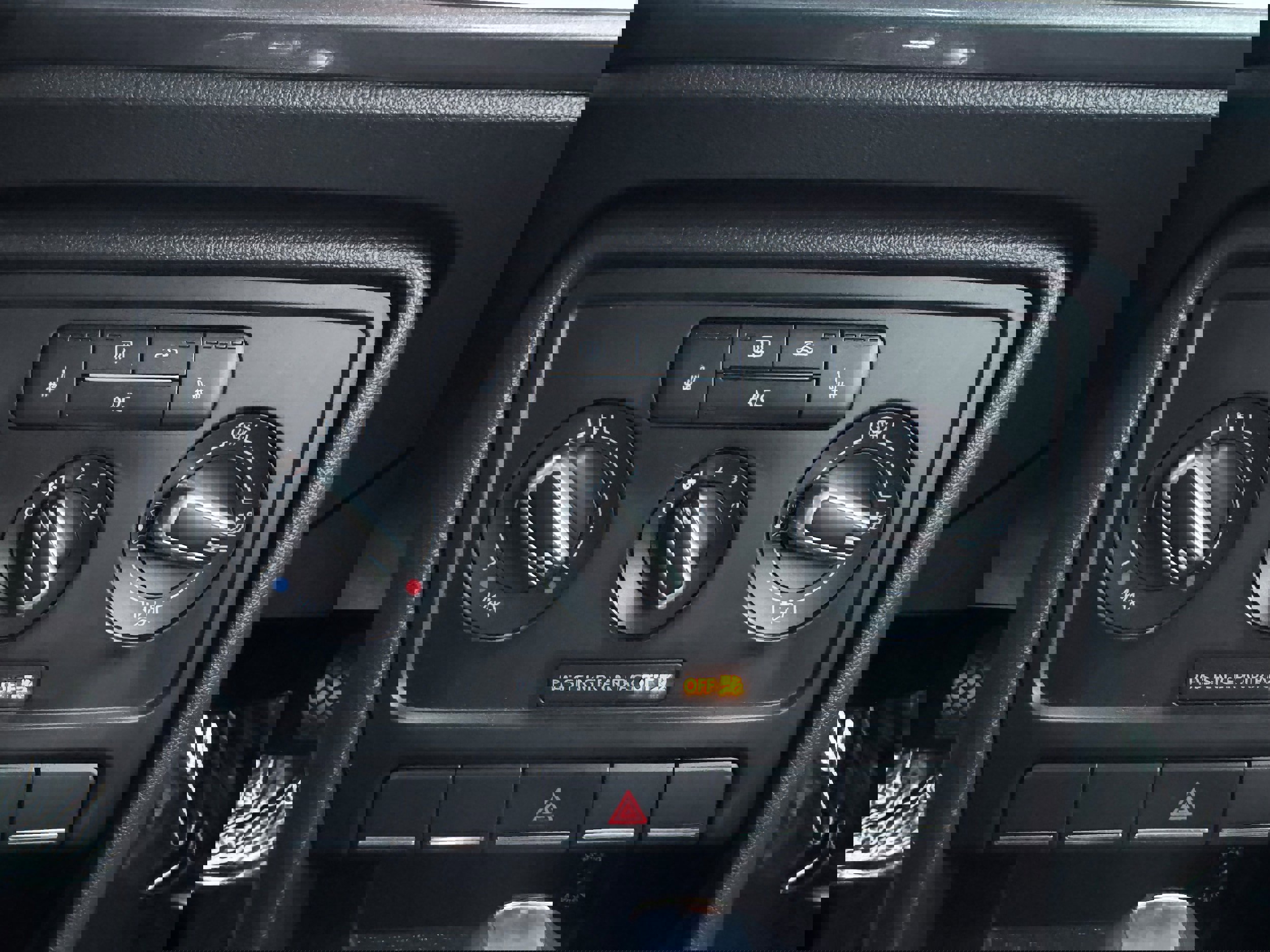 Used 2013 Volkswagen Beetle 2.5 image 20