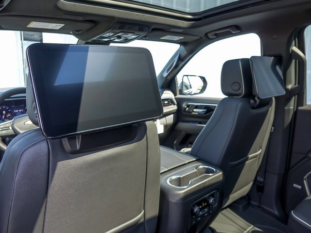 New 2026 Chevrolet Suburban Premier image 21