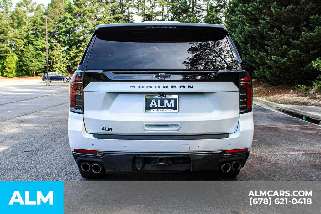 Used 2025 Chevrolet Suburban Z71 AWD/4WD image 11