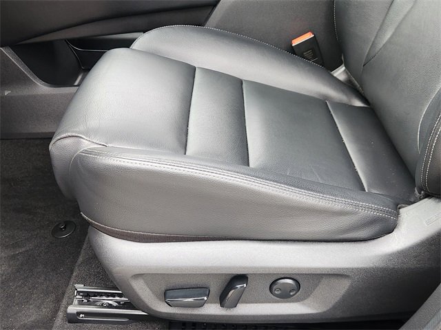 Used 2023 Nissan Rogue SL w/ SL Premium Package image 23