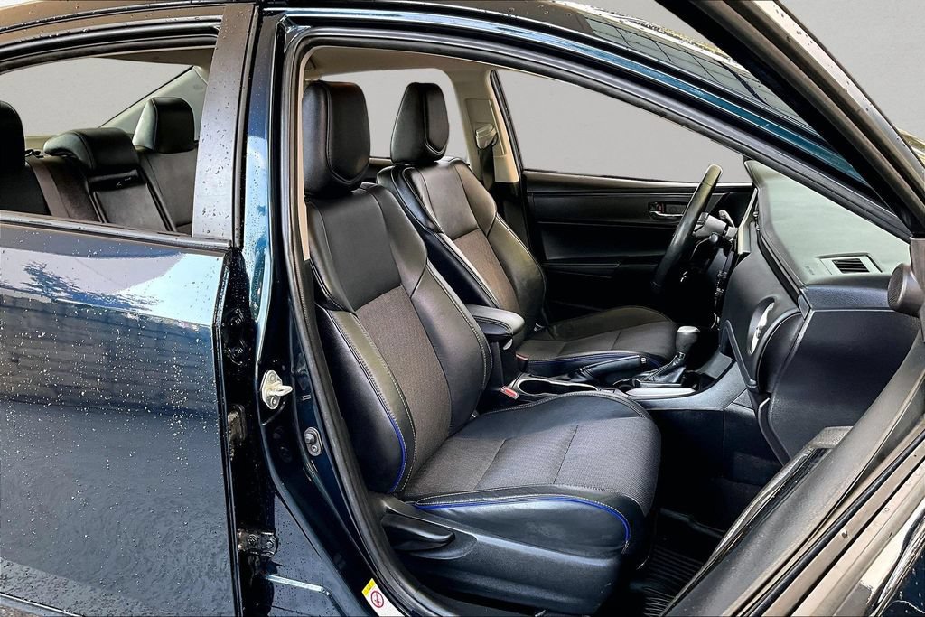 Certified 2019 Toyota Corolla SE FWD image 32