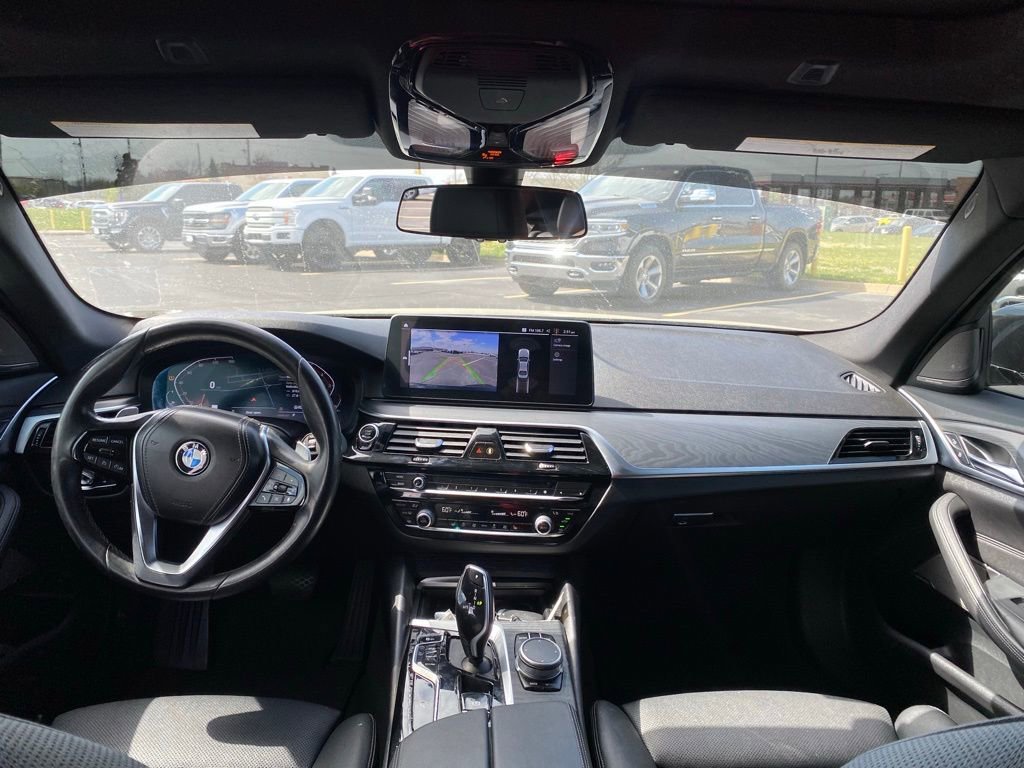 Used 2021 BMW 530i image 14