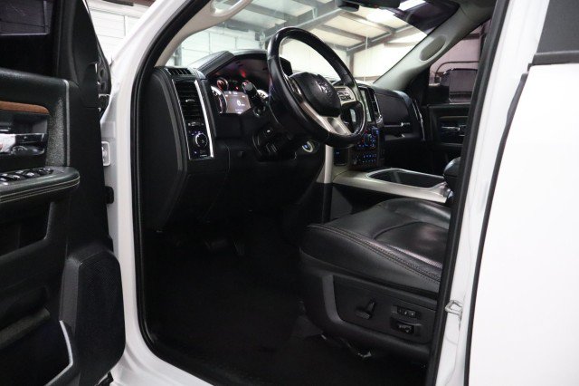 Used 2017 RAM 2500 Laramie w/ Convenience Group AWD/4WD image 32