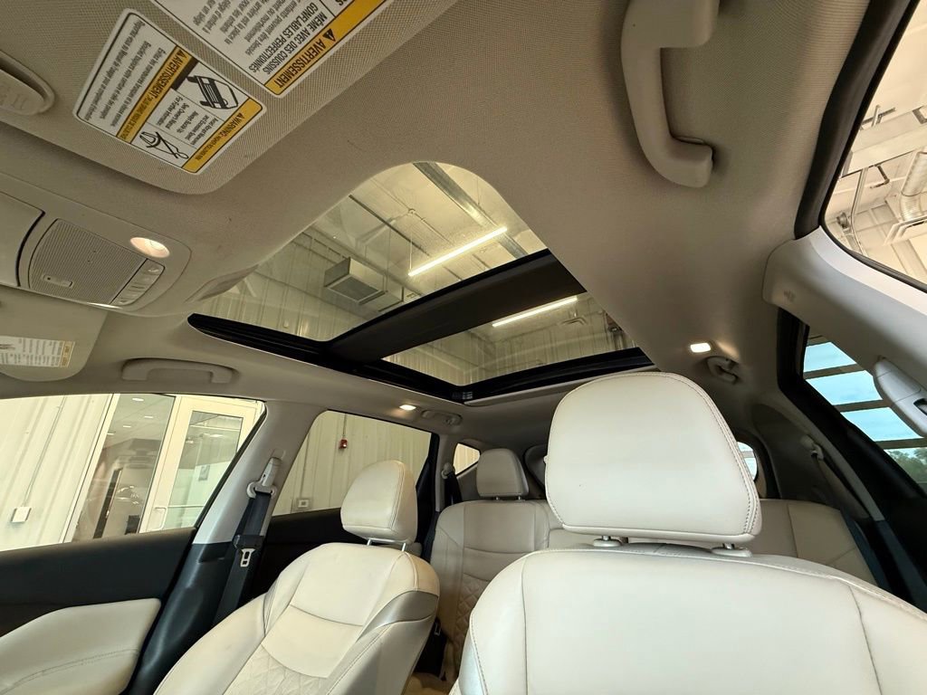Used 2024 Nissan Murano Platinum w/ Cargo Package image 31
