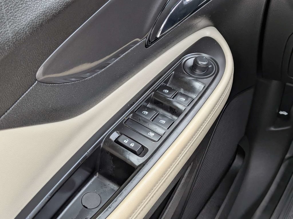 Used 2019 Buick Encore Preferred w/ Safety Package FWD image 19