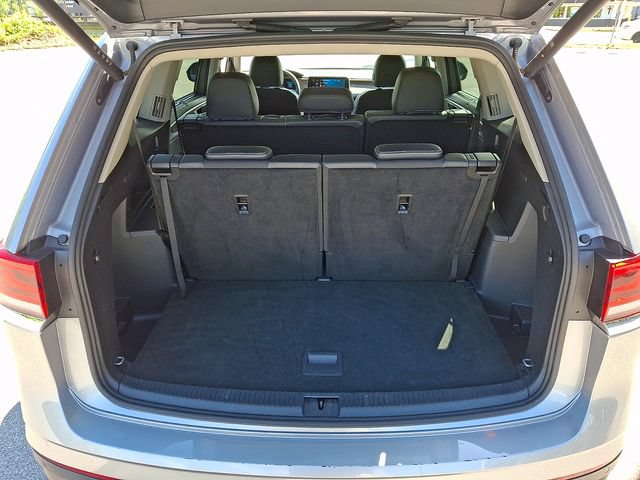 Used 2025 Volkswagen Atlas SE AWD/4WD image 31