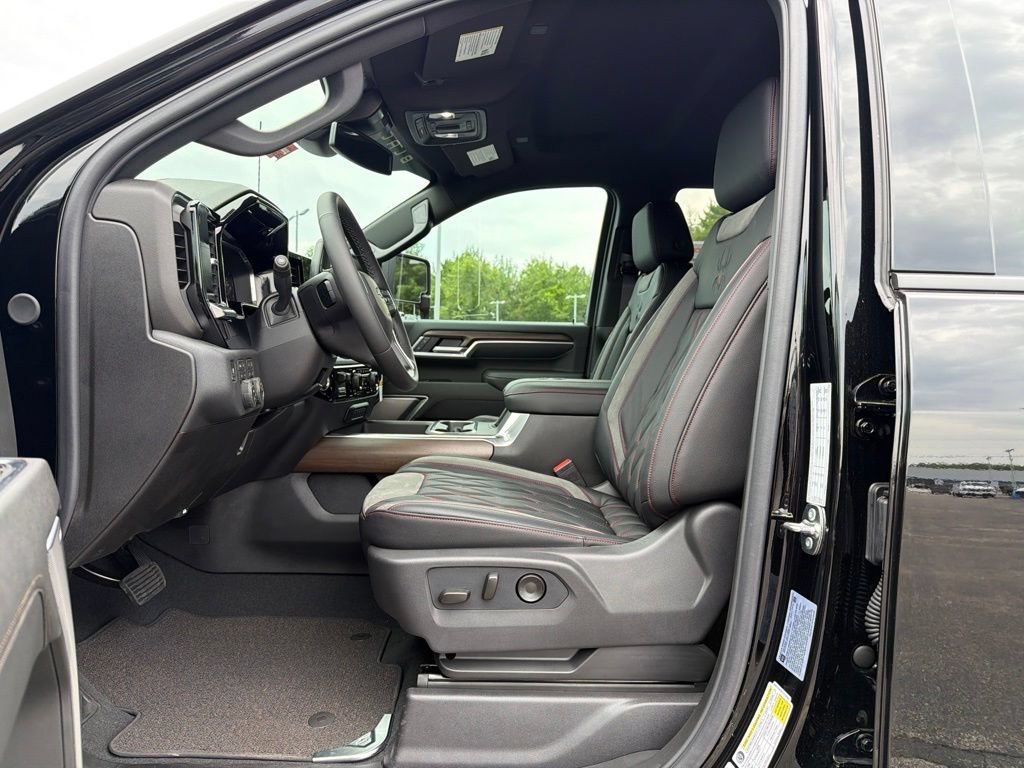 New 2026 Chevrolet Silverado 2500 High Country w/ Midnight Edition AWD/4WD image 29