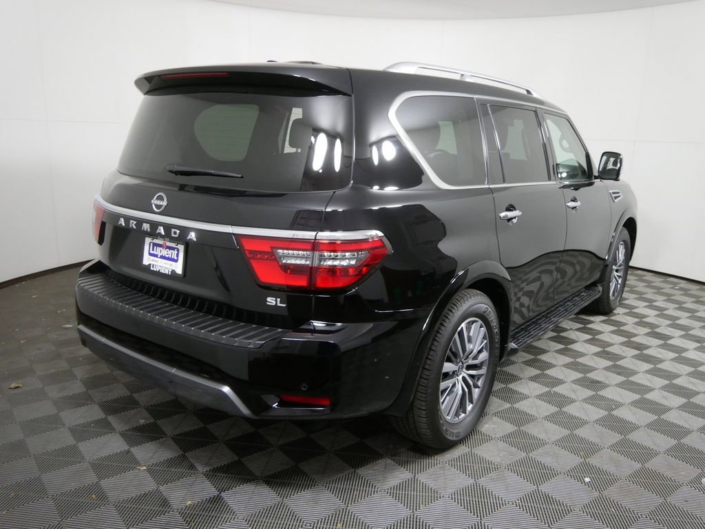 Used 2024 Nissan Armada SL w/ Captain's Chairs Package image 3
