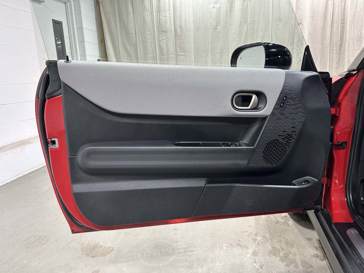 Used 2025 MINI Cooper S image 8