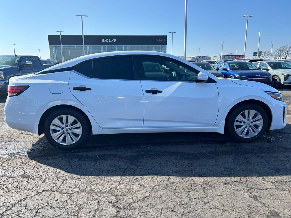 Used 2024 Nissan Sentra S image 8