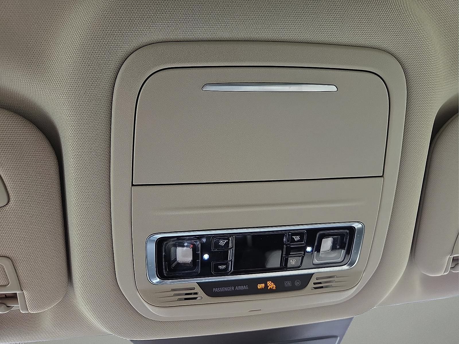 Used 2025 Lincoln Nautilus Premier AWD/4WD image 21