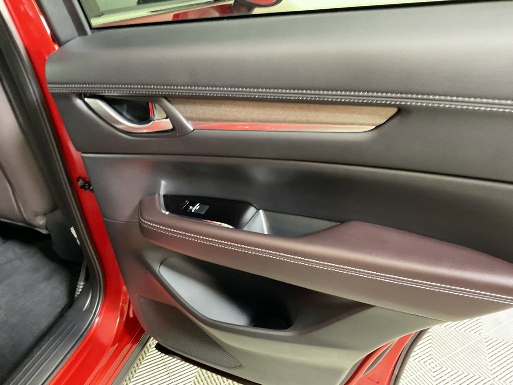 Used 2025 MAZDA CX-5 Signature image 22