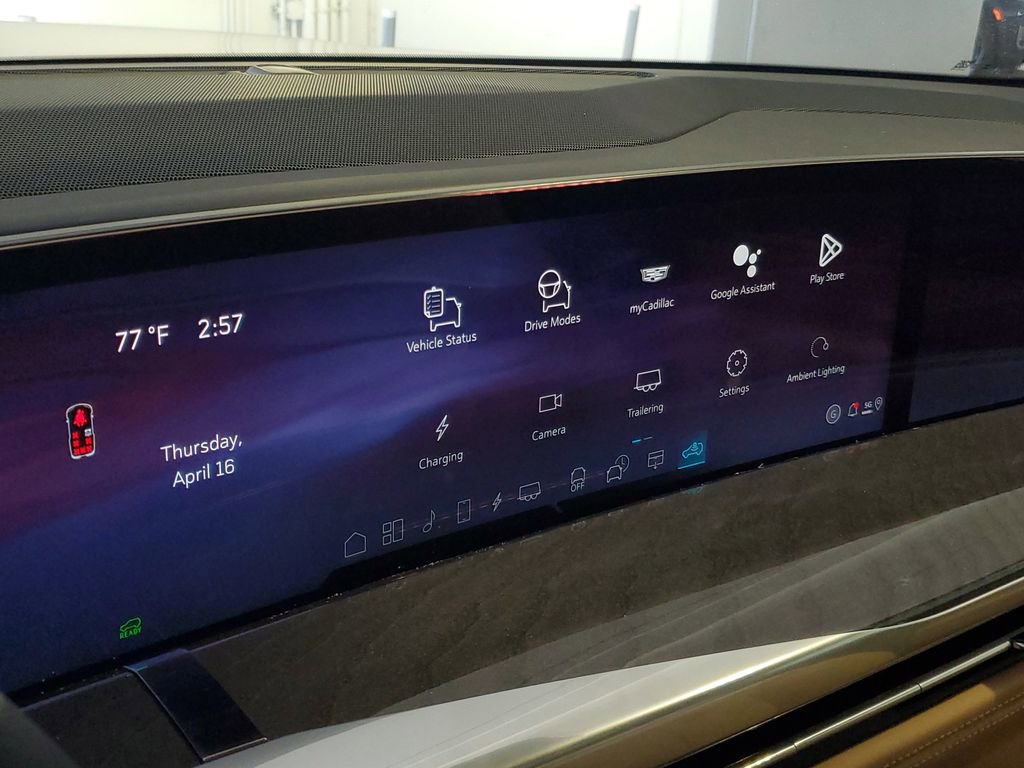New 2026 Cadillac Escalade IQL Sport 2 w/ LPO, ONYX Package AWD/4WD image 21