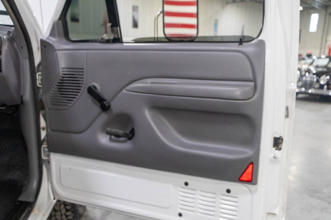 Used 1997 Ford F350 2WD Regular Cab image 28